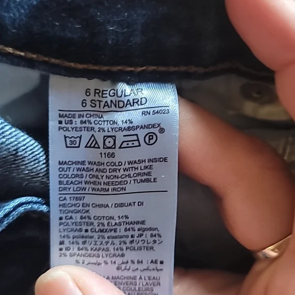 Mid-rise jeans - Picture 5 of 6